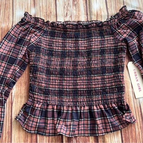 Urban Girl Women’s Plaid Smocked Off Shoulder Crop Top Boho Peplum Size Small - Picture 6 of 11